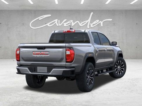 New 2026 GMC Canyon Denali image 4