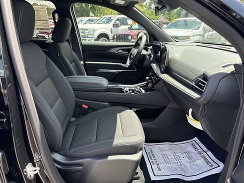 New 2026 Chevrolet Traverse LT image 28