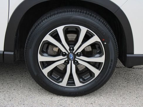 Used 2021 Subaru Forester Limited w/ Popular Package #3 image 35