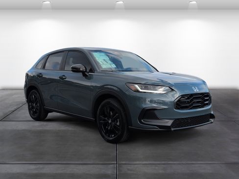 New 2026 Honda HR-V Sport image 2