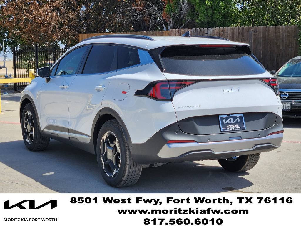 New 2027 Kia Sportage EX FWD image 4