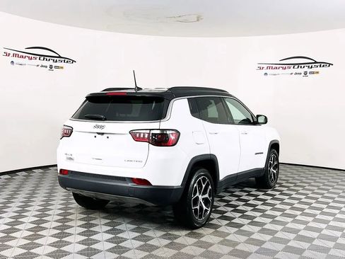 Used 2024 Jeep Compass Limited image 8