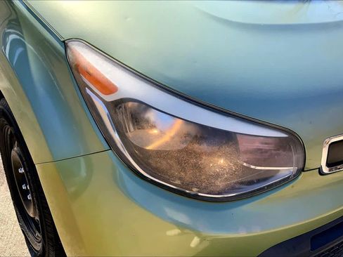 Used 2015 Kia Soul image 25