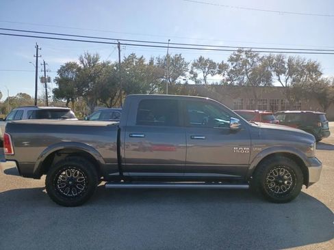 Used 2015 RAM 1500 Laramie w/ Convenience Group image 6