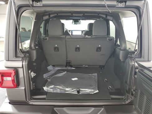 New 2026 Jeep Wrangler Sport S image 31