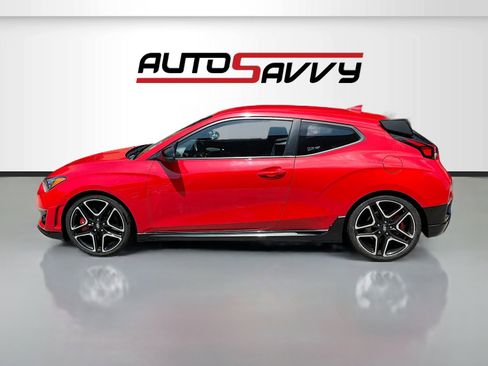 Used 2020 Hyundai Veloster N w/ Performance Package image 4