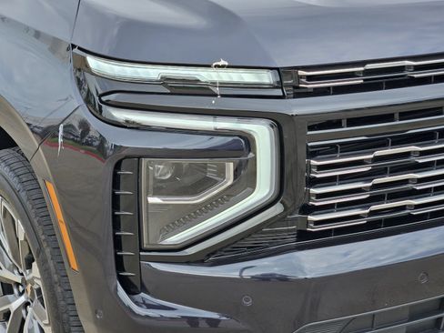 Certified 2026 Chevrolet Tahoe High Country AWD/4WD image 9