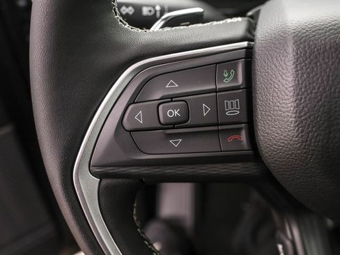 New 2025 Jeep Grand Cherokee L Altitude image 27