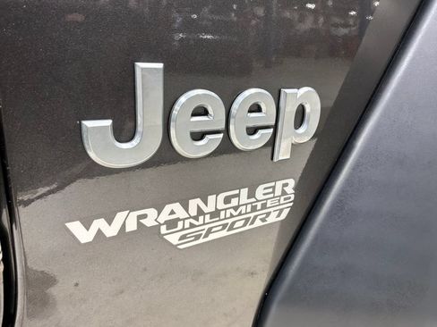 Used 2020 Jeep Wrangler Unlimited Sport S AWD/4WD image 11