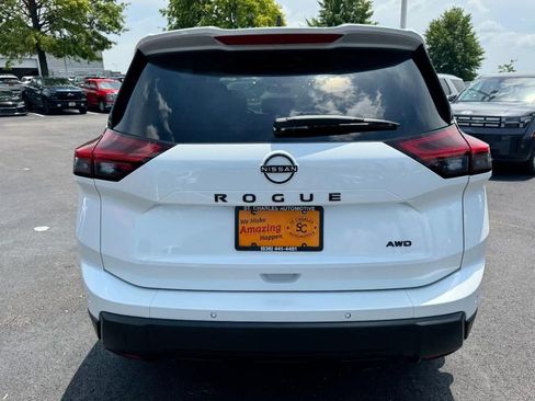 Used 2026 Nissan Rogue Dark Armor AWD/4WD image 4