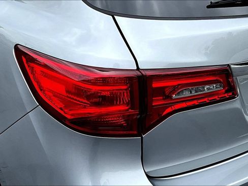 Used 2019 Acura MDX w/ Technology & Entertainment AWD/4WD image 20