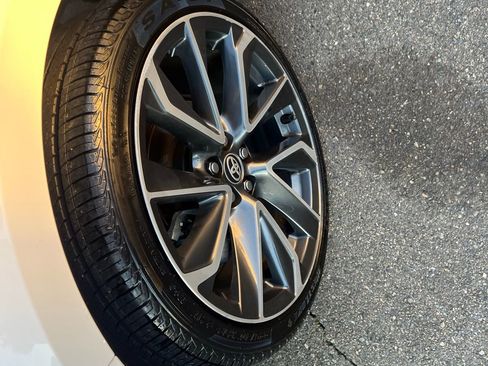 Used 2020 Toyota Corolla XSE image 13