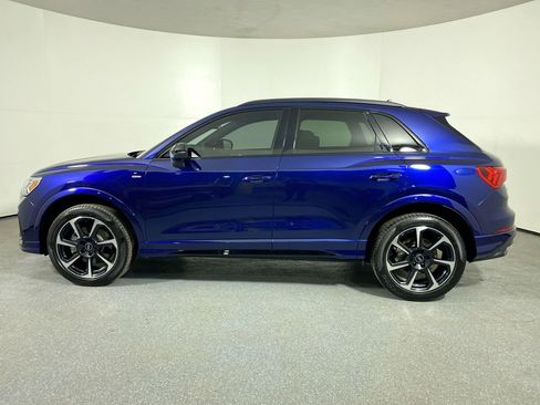 Certified 2025 Audi Q3 2.0T Premium Plus w/ Premium Plus Package image 30