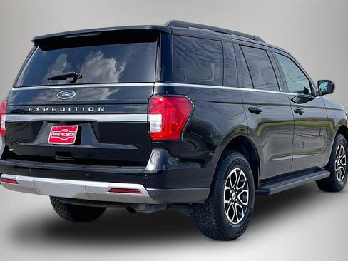 Used 2024 Ford Expedition XLT RWD image 5