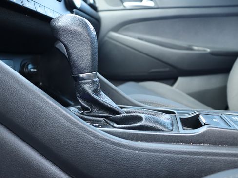 Used 2021 Hyundai Tucson Value FWD image 37