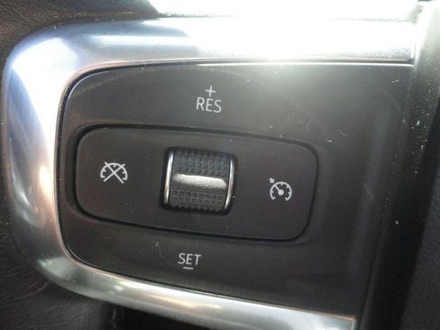 Used 2020 Chevrolet Blazer LT AWD/4WD image 16