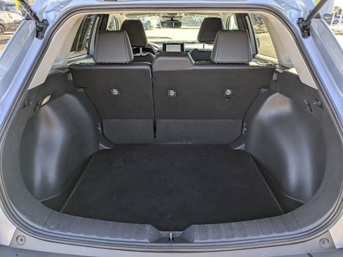 Used 2024 Toyota Corolla Cross XLE FWD image 13