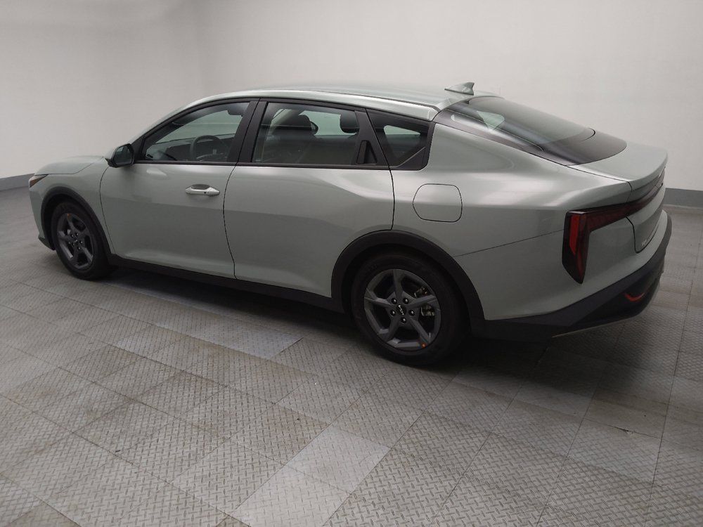 Used 2025 Kia K4 FWD image 3