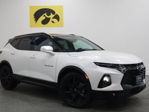 Used 2022 Chevrolet Blazer RS w/ Enhanced Convenience Package AWD/4WD image 2