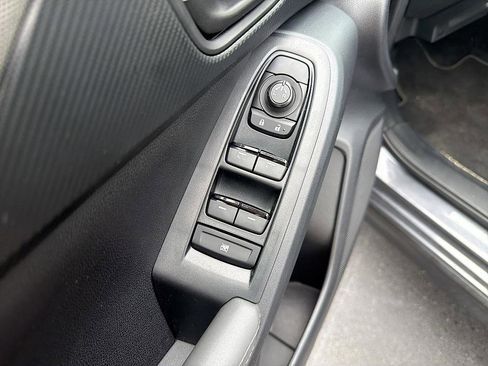 Used 2024 Subaru Crosstrek 2.0i Premium image 14