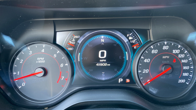 Used 2018 Chevrolet Camaro SS RWD image 15