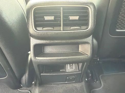 Used 2021 Mercedes-Benz GLE 350 4MATIC image 28