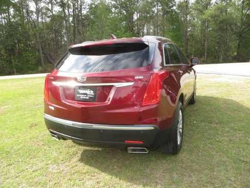 Used 2018 Cadillac XT5 Luxury w/ Driver Awareness Package image 6