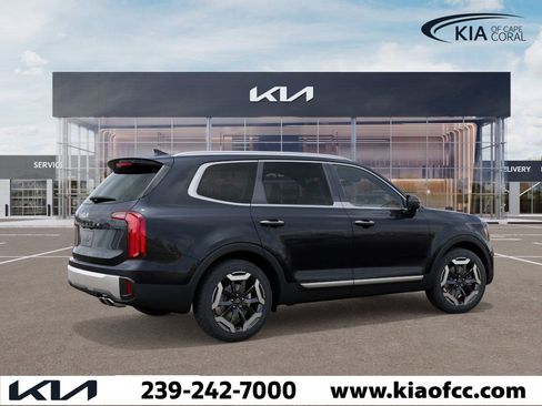 New 2025 Kia Telluride S image 6