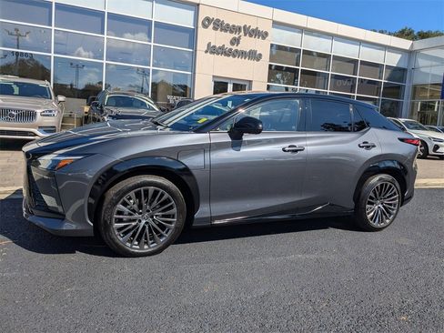 Used 2023 Lexus RZ 450e Premium image 10