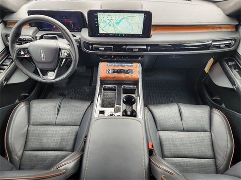 New 2025 Lincoln Aviator Black Label image 24
