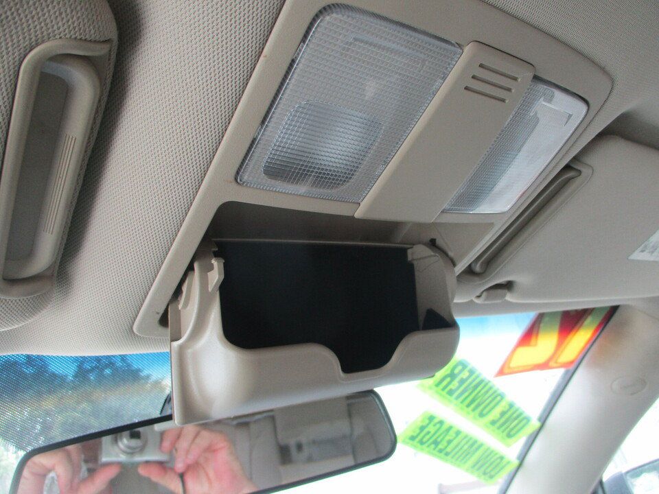 Used 2012 Kia Sorento FWD w/ Third Row Pkg image 36