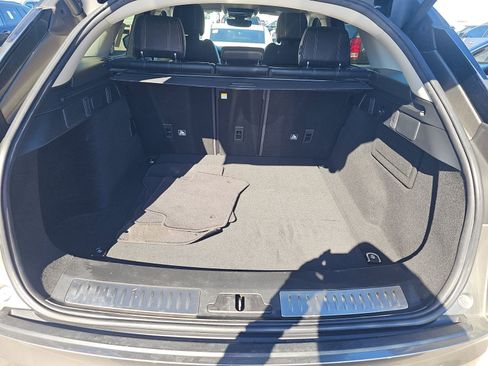 Used 2020 Land Rover Range Rover Velar S image 17