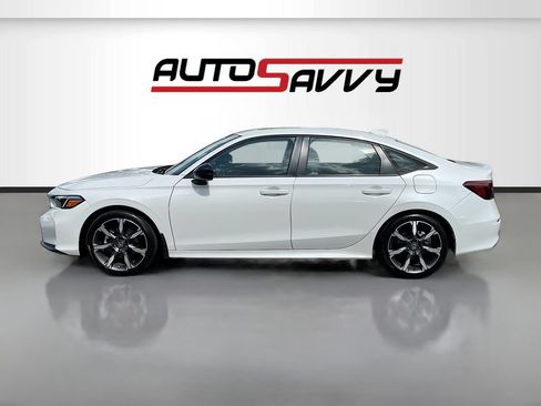 Used 2025 Honda Civic Sport Touring image 4
