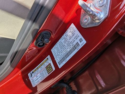 Used 2017 Honda CR-V EX image 30
