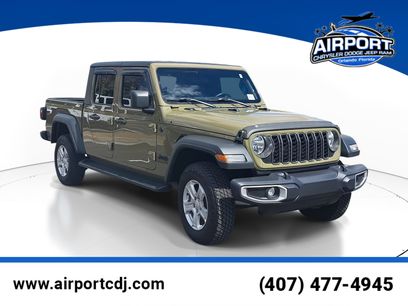 Used 2025 Jeep Gladiator Sport