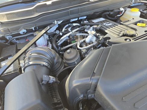 New 2026 RAM 2500 Tradesman w/ Chrome Appearance Group image 20