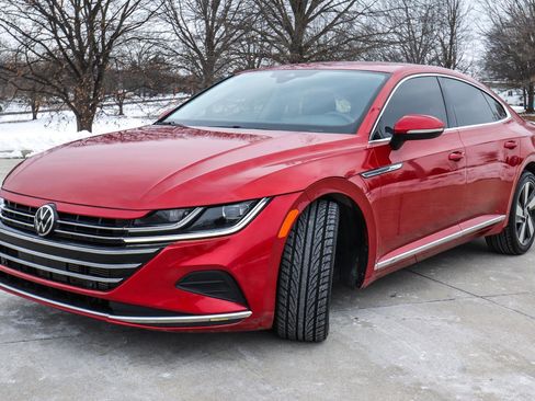 Used 2021 Volkswagen Arteon SE w/ Arteon MDO Package image 3