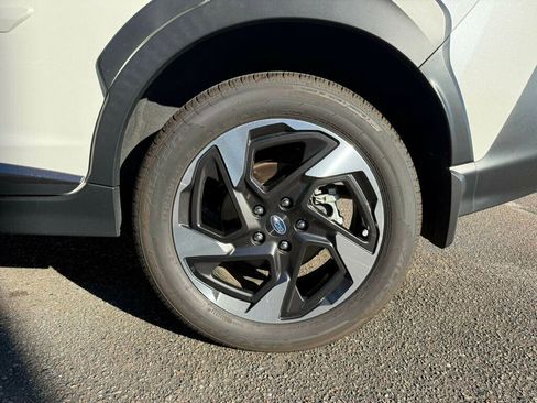 Used 2025 Subaru Crosstrek 2.5i Limited w/ Popular Package #3A image 9