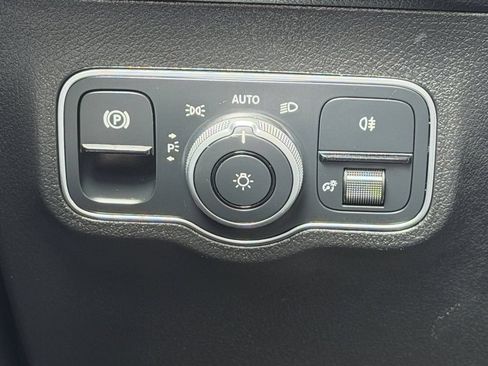 Used 2024 Mercedes-Benz EQB 350 4MATIC SUV image 22