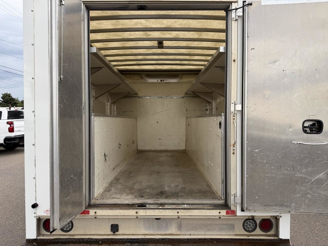 Used 2020 Chevrolet Express 3500 w/ Power Convenience Package RWD image 25