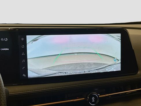 Used 2023 Nissan Ariya AWD image 23