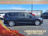 Used 2023 Chrysler Voyager LX image 2