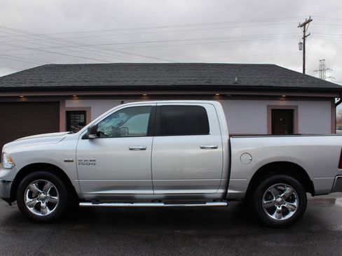 Used 2017 RAM 1500 Big Horn image 10