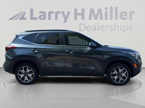 Used 2021 Kia Seltos EX AWD/4WD image 6