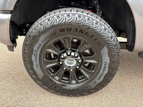 Used 2022 Ford F250 Lariat w/ Tremor Off-Road Package AWD/4WD image 8