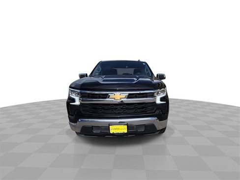 Used 2022 Chevrolet Silverado 1500 LT image 3