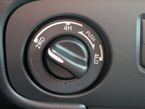 New 2026 Nissan Frontier PRO-4X w/ Pro-4x Convenience Package image 20