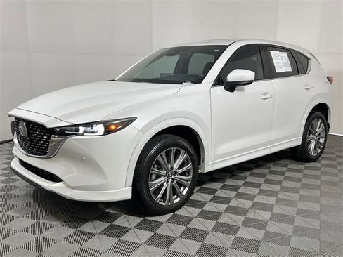 Used 2023 MAZDA CX-5 Signature image 4