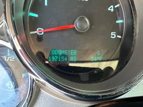 Used 2009 GMC Sierra 2500 W/T image 2