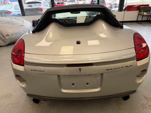 Used 2007 Pontiac Solstice GXP w/ Premium Package image 12